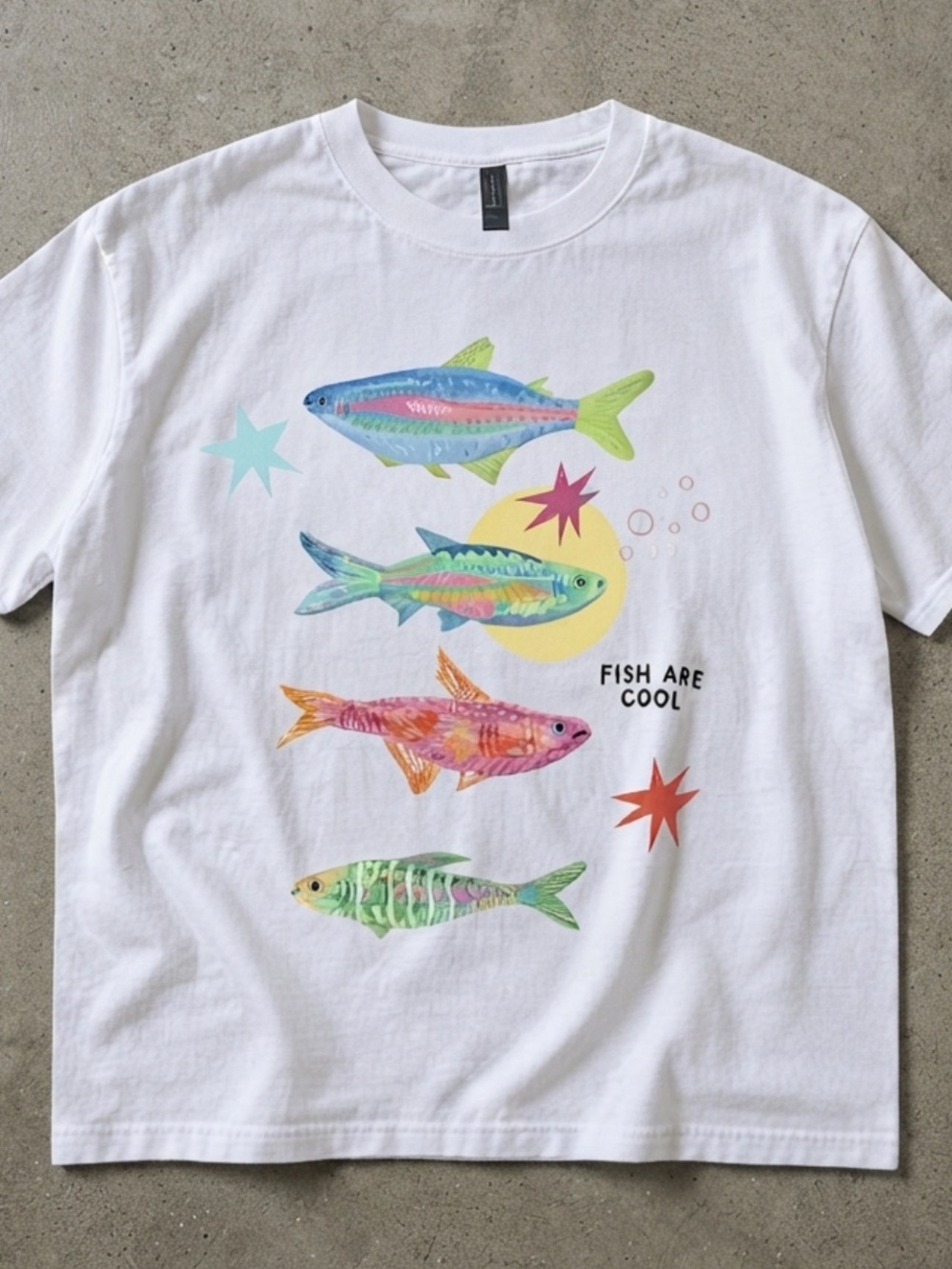 Gildan White Multicolor Fish Graphic Tee
